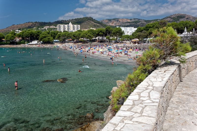 Blick auf Playa Tora in Peguera